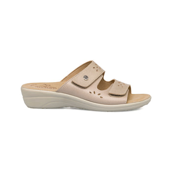 Ciabatte da donna beige con sottopiede in pelle e dettagli traforati Fly Flot, Ciabatte Donna, SKU p412001090, Immagine 0